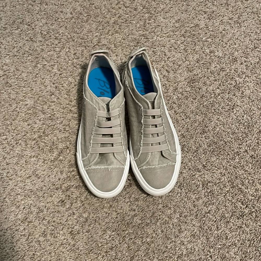 Blowfish Malibu shoes, slip ons.